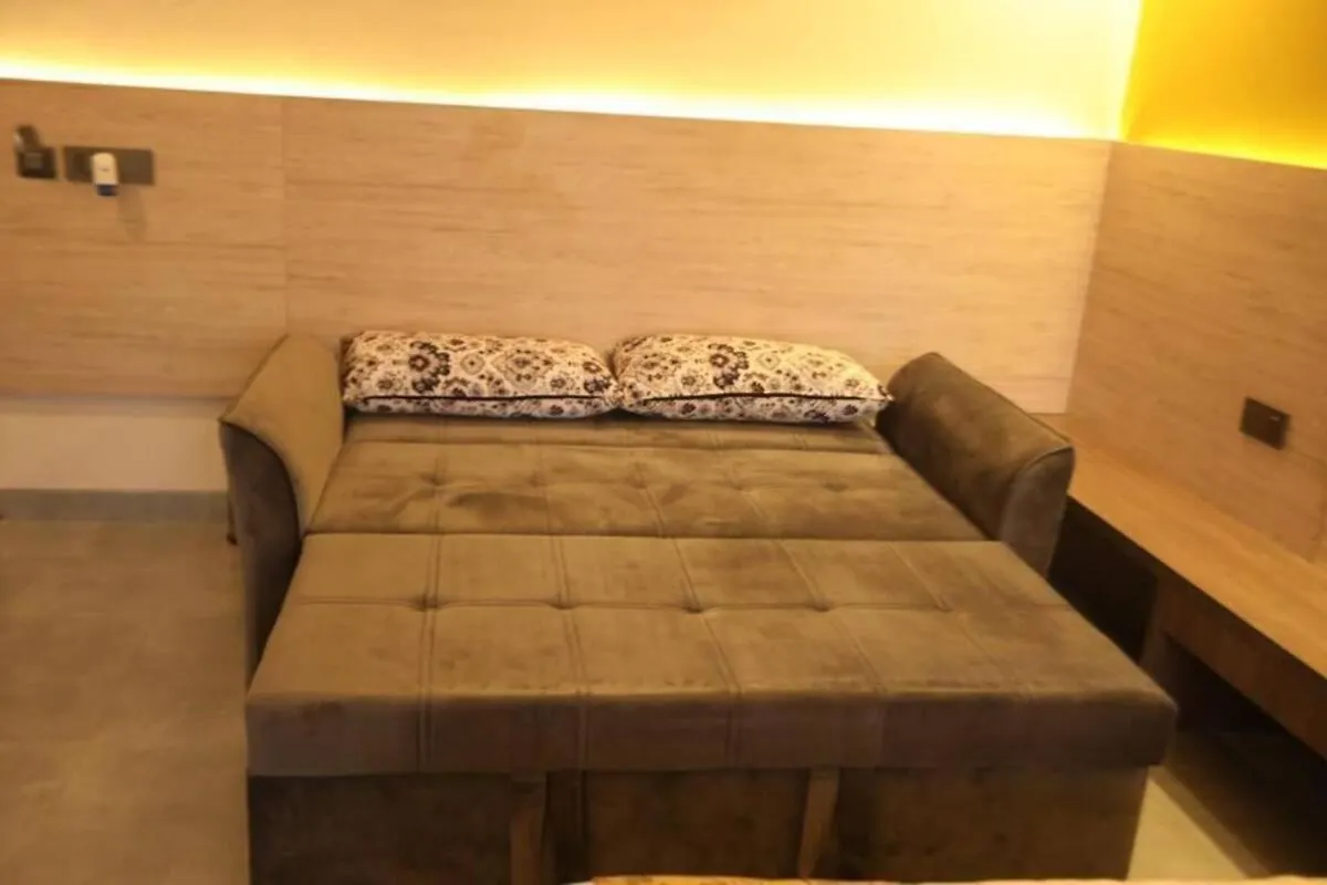 Solitaire Resorts Udaipur Hotel